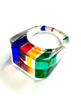 Vintage Rainbow Strips Lucite Statement Ring Chunky Clear Multicolor Geometric